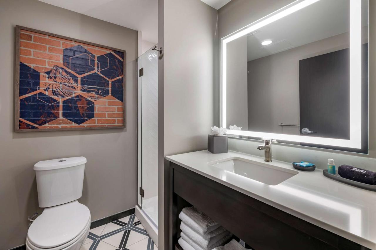 Vib By Western Rino 3* DEN